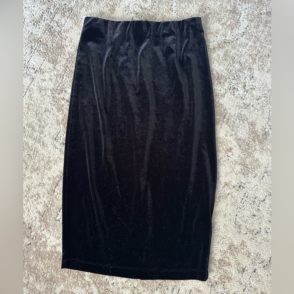 Elegant Black Velvet Skirt